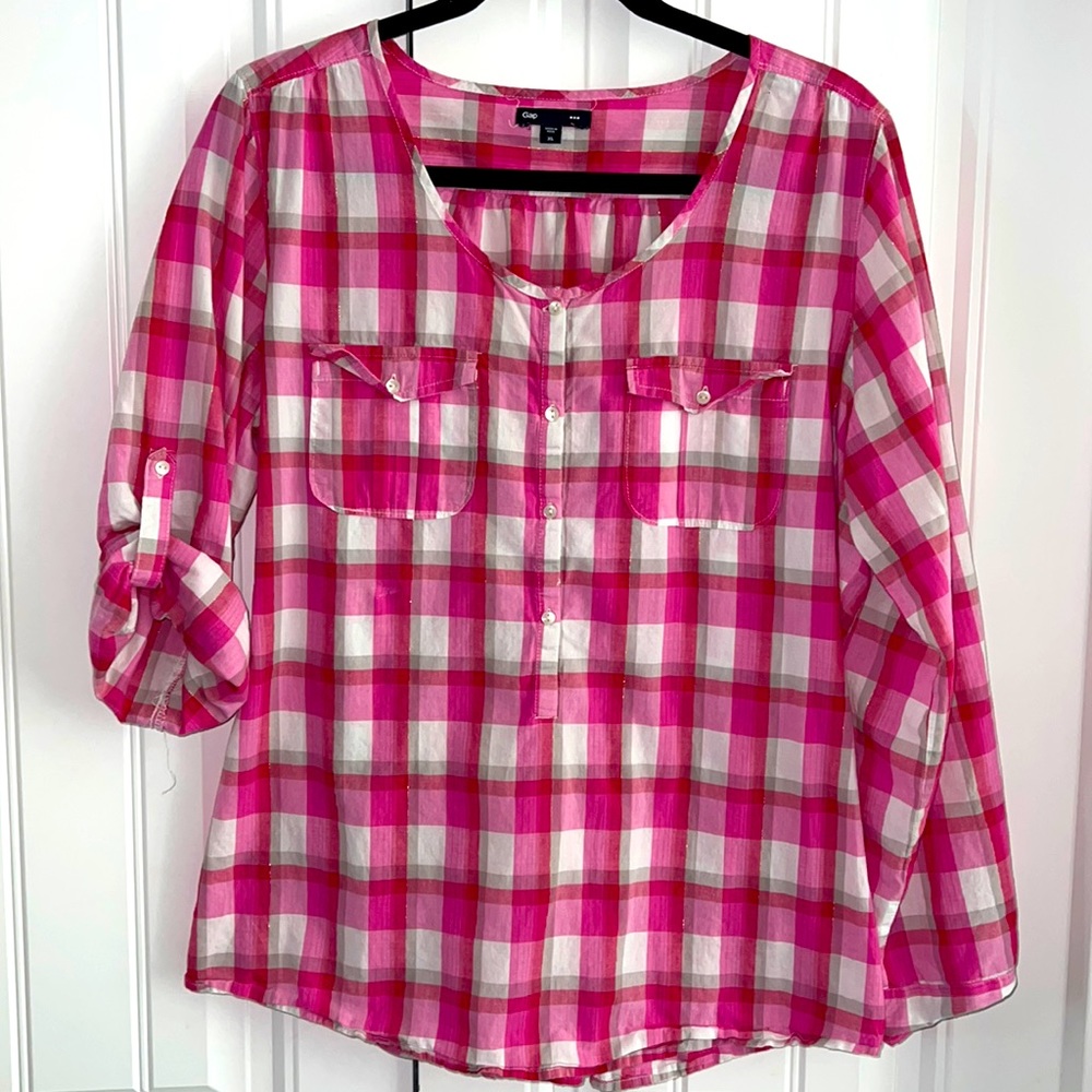 Gap XL pink plaid top